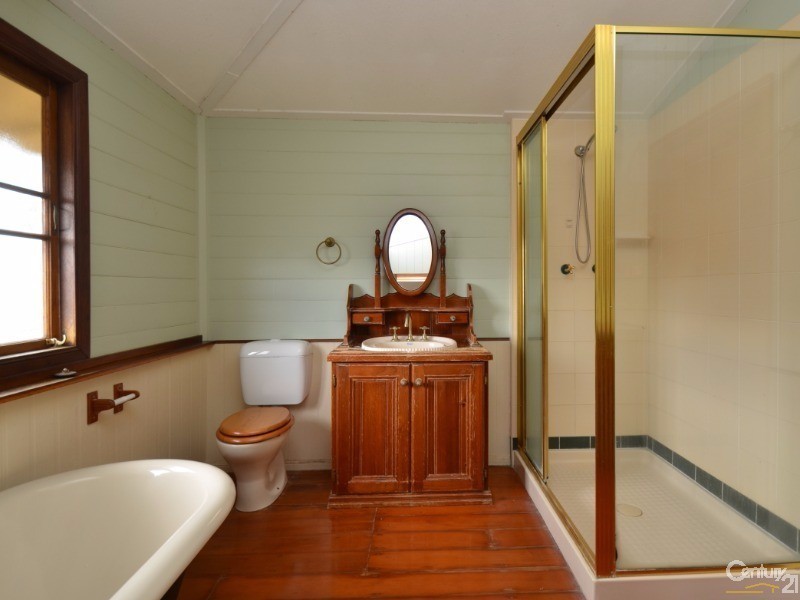 19 Norris Street, Hermit Park QLD 4812