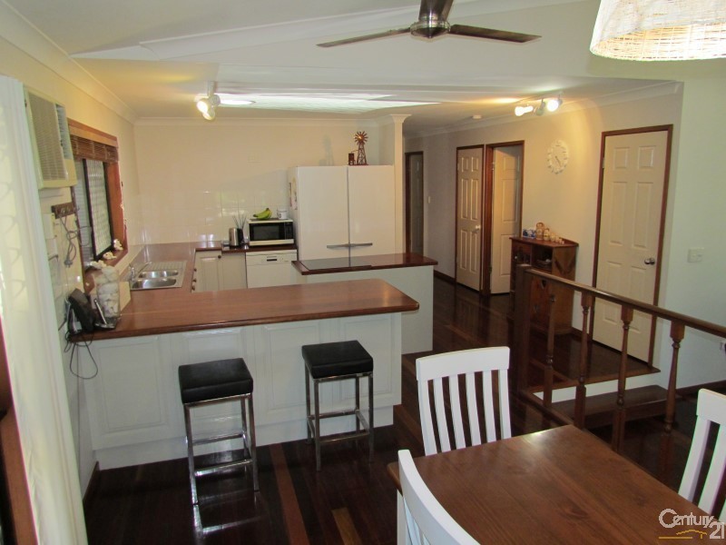 23 Pacific Avenue, Bushland Beach QLD 4818