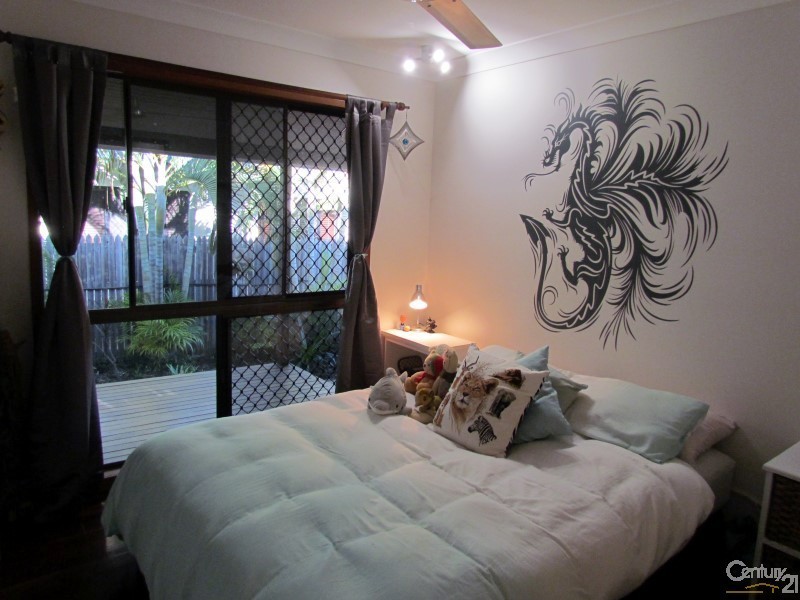 23 Pacific Avenue, Bushland Beach QLD 4818