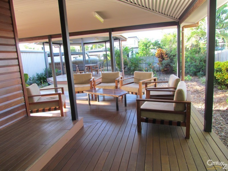 23 Pacific Avenue, Bushland Beach QLD 4818