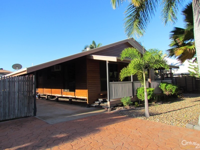 23 Pacific Avenue, Bushland Beach QLD 4818
