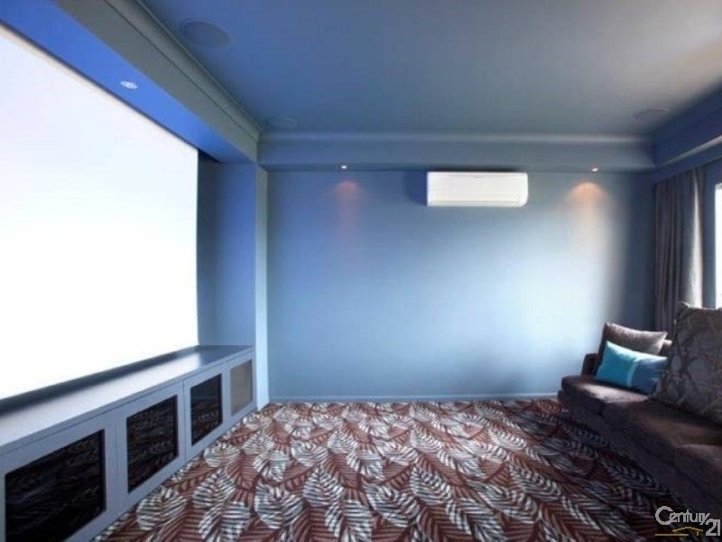 3 Balladonia Avenue, Mount Low QLD 4818