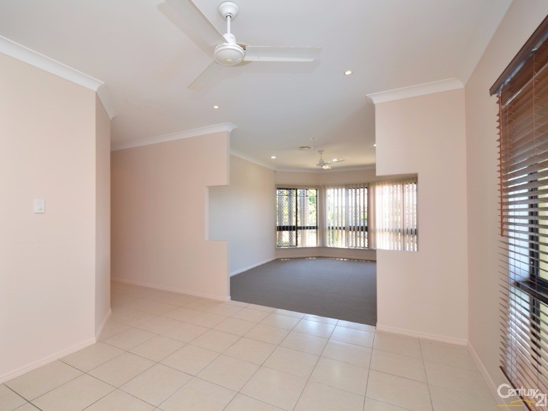 22 Monaro Circuit, Mount Louisa QLD 4814