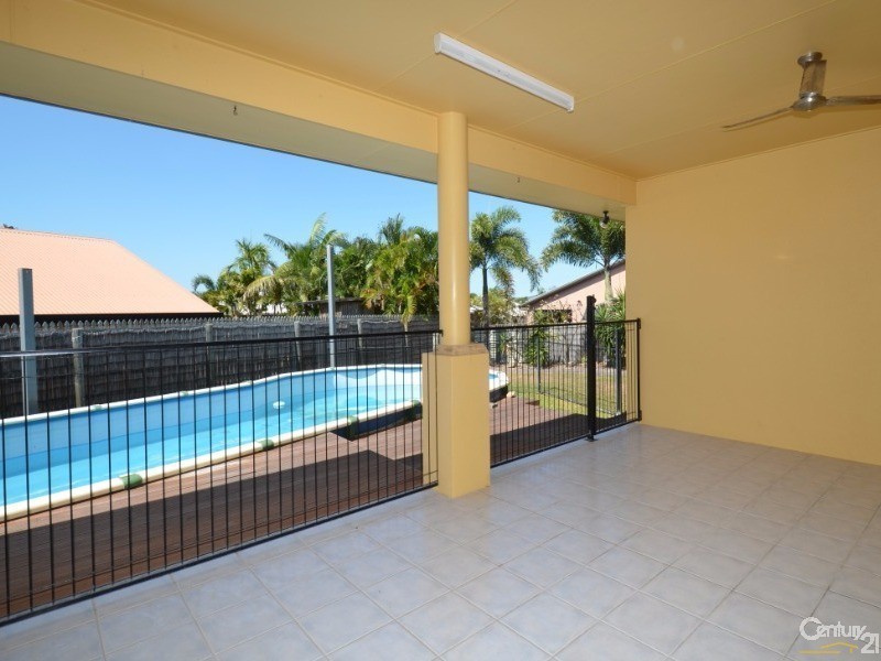 22 Monaro Circuit, Mount Louisa QLD 4814