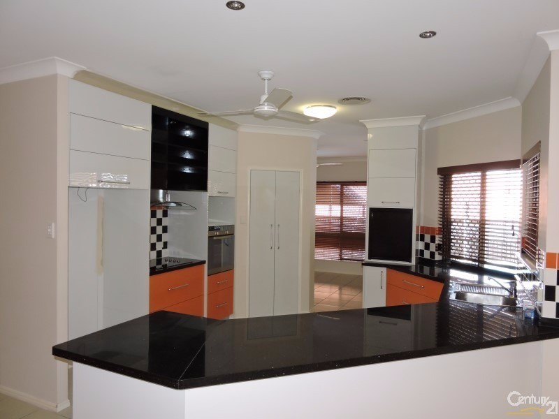 22 Monaro Circuit, Mount Louisa QLD 4814