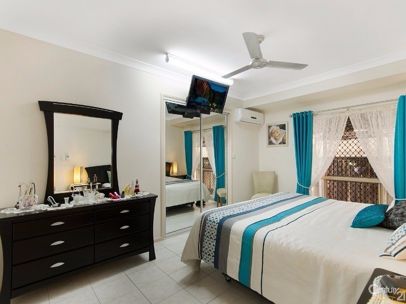 12 Whitewood Close, Mount Louisa QLD 4814