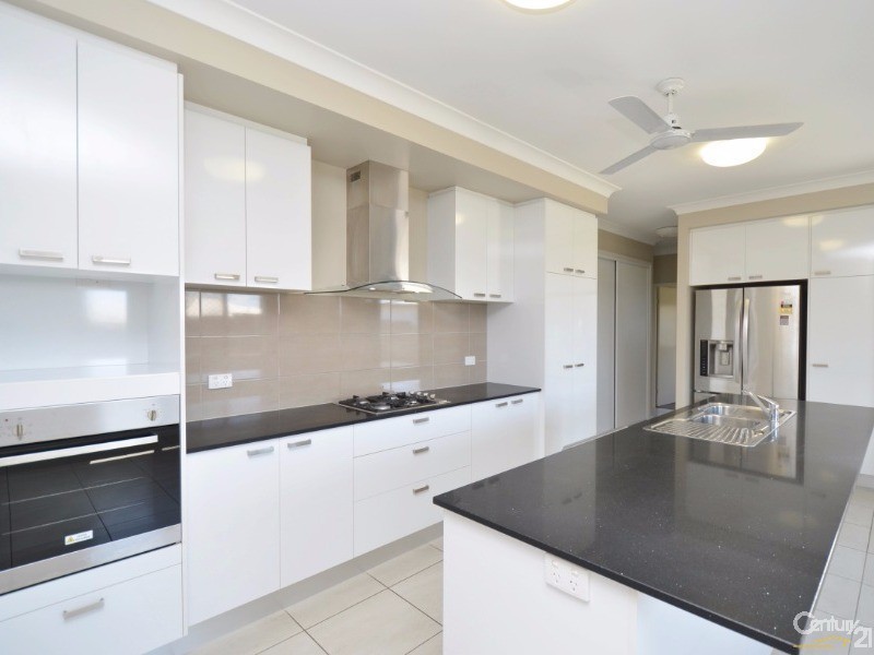 11 Brooke Lane, Burdell QLD 4818