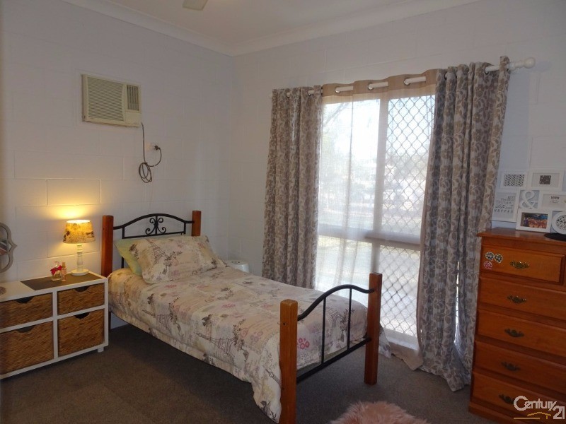 17 Alford Street, Deeragun QLD 4818