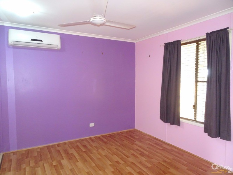 34 University Road, Wulguru QLD 4811