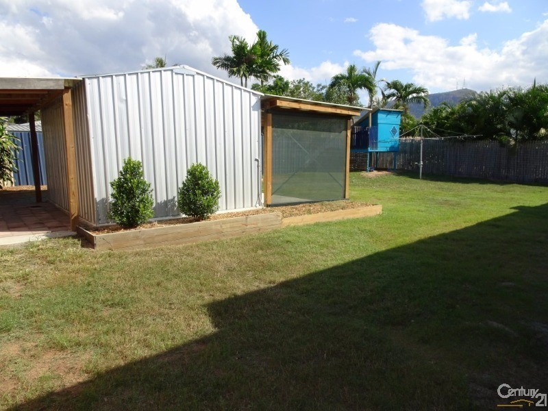 34 University Road, Wulguru QLD 4811
