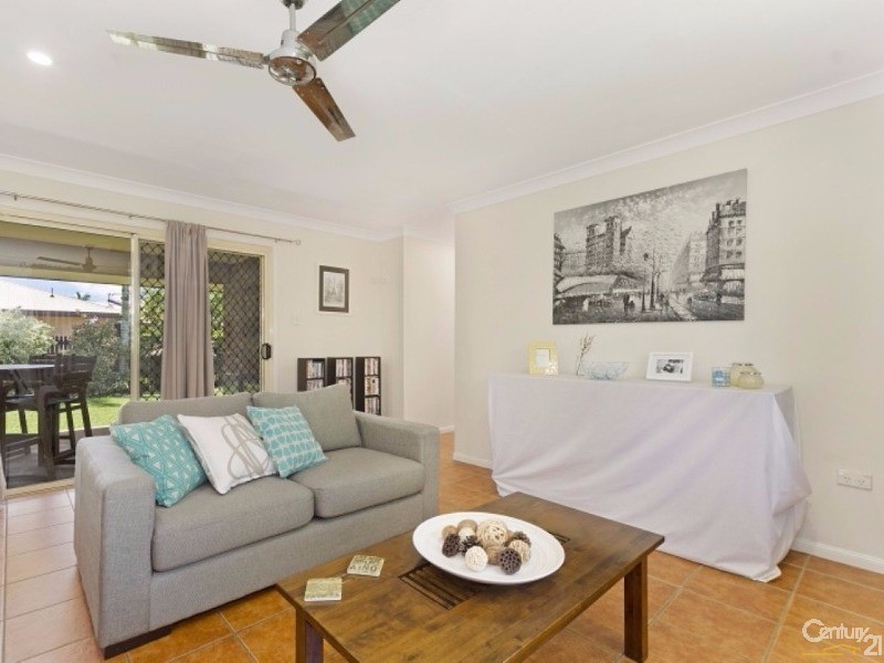 9  Gernika Court, Bushland Beach QLD 4818