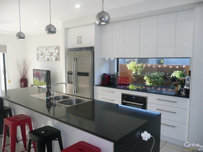 38 Greenbank Pocket, Idalia QLD 4811