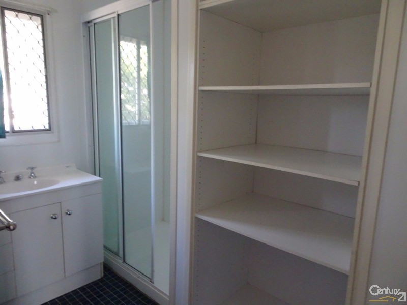 8 Carlisle Street, Cranbrook QLD 4814