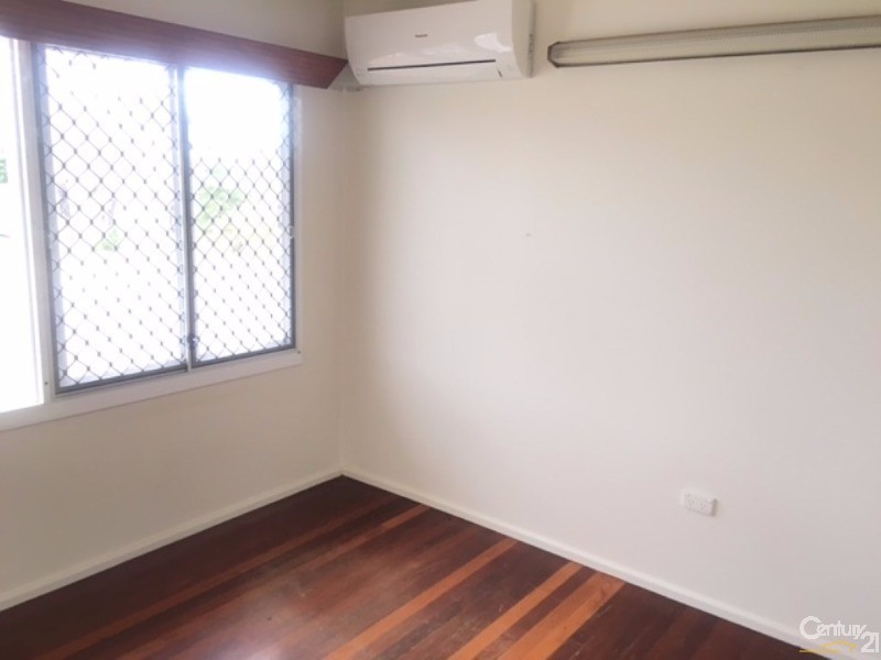 8 Carlisle Street, Cranbrook QLD 4814