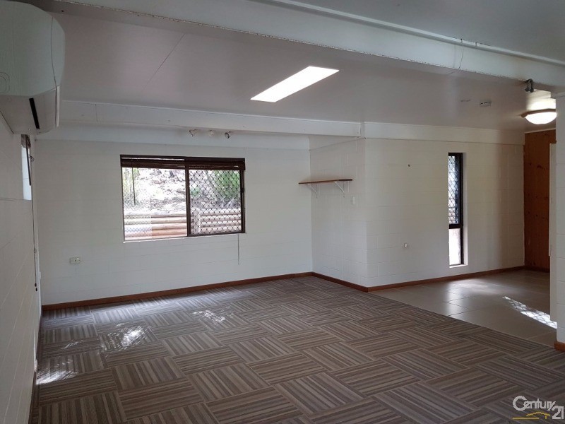 32  Mt Elliot Drive, Alligator Creek QLD 4816