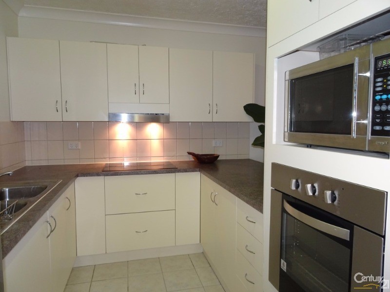 8/8 Gleeson Street, Hermit Park QLD 4812