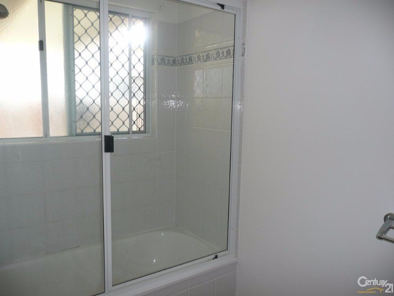 17 Michelia Close, Kirwan QLD 4817