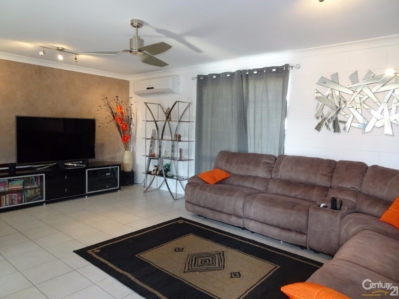 15 Yut Fay Avenue, Kelso QLD 4815