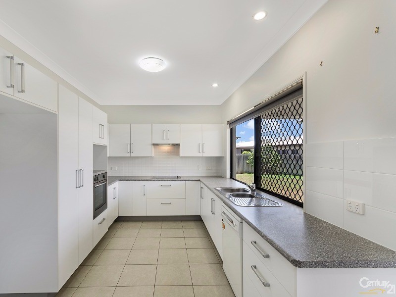 5 Batiki Circuit, Burdell QLD 4818