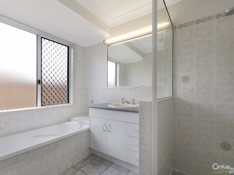 66 Eureka Crescent, Kirwan QLD 4817