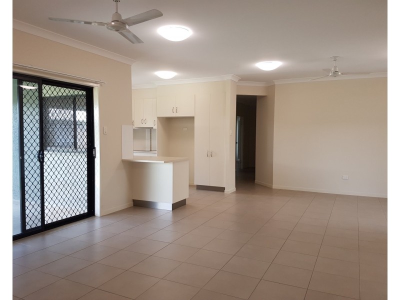 16 Sorghum St, Rasmussen QLD 4815