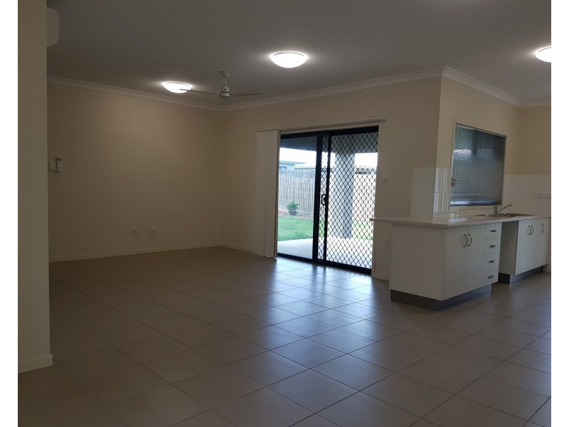 16 Sorghum St, Rasmussen QLD 4815