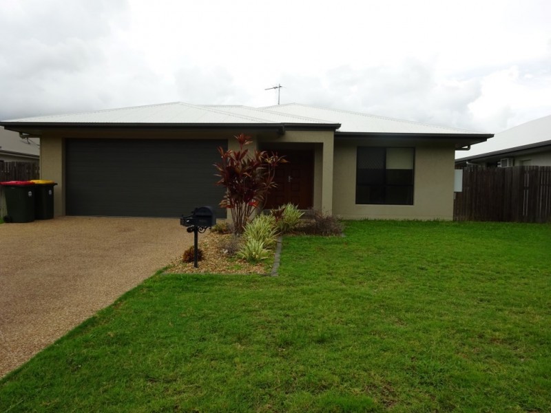 21 Currawinya Court, Bushland Beach QLD 4818
