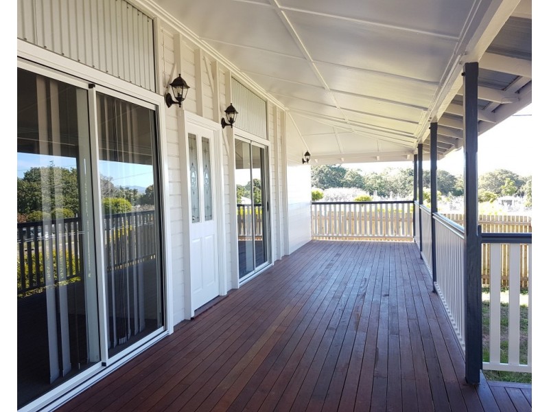 3 Garrick Street, West End QLD 4810