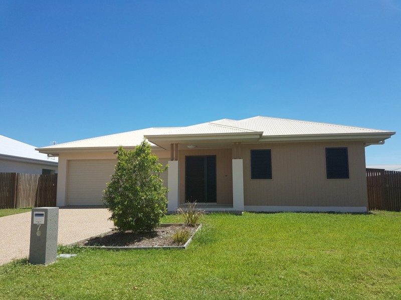 7  Sorghum Street, Rasmussen QLD 4815
