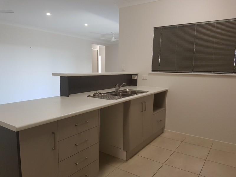 7  Sorghum Street, Rasmussen QLD 4815