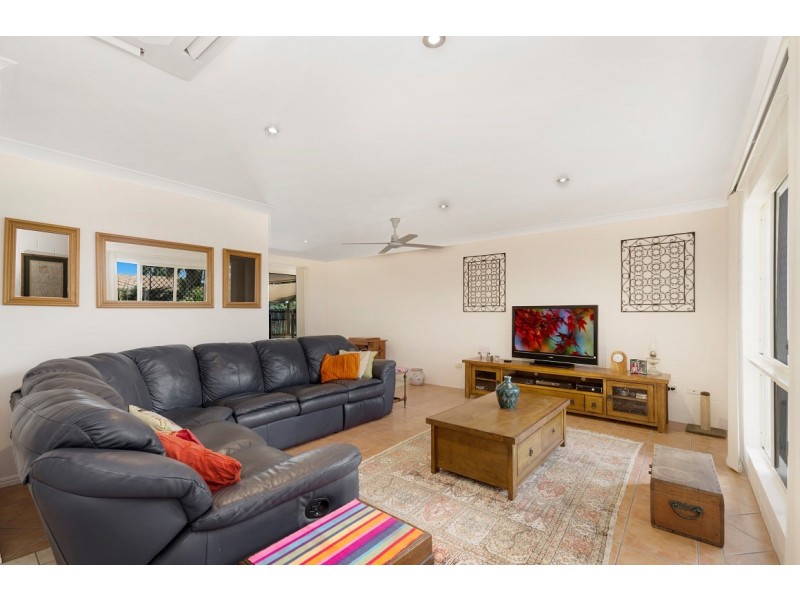 29 Eureka Cres, Kirwan QLD 4817