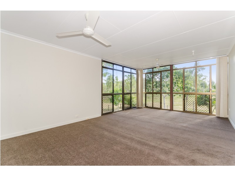 77 Texas Road, Jensen QLD 4818