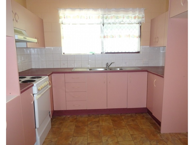 7 Raven Court, Kelso QLD 4815