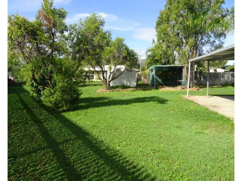 7 Raven Court, Kelso QLD 4815