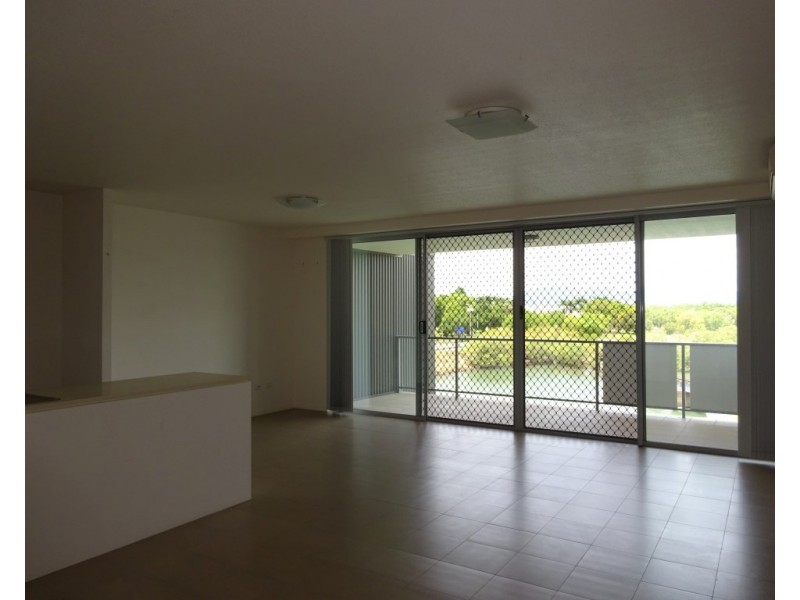 18/18-32 Stanley Street (Mint Apartments), Townsville City QLD 4810