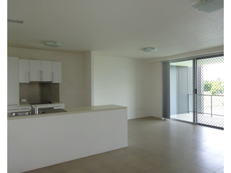 18/18-32 Stanley Street (Mint Apartments), Townsville City QLD 4810