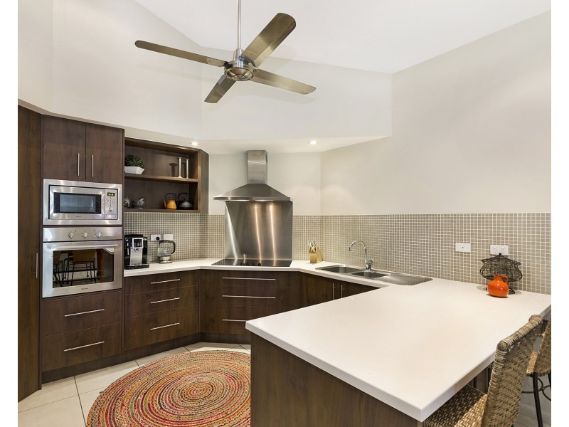 24 Pacific Avenue, Bushland Beach QLD 4818