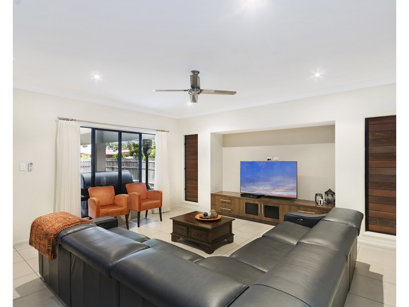 24 Pacific Avenue, Bushland Beach QLD 4818