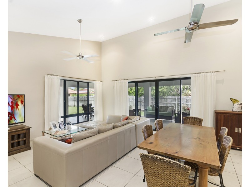 24 Pacific Avenue, Bushland Beach QLD 4818