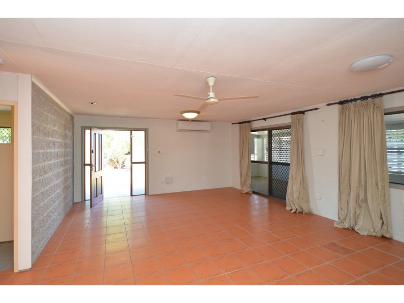 19 Alpha Street, Kirwan QLD 4817