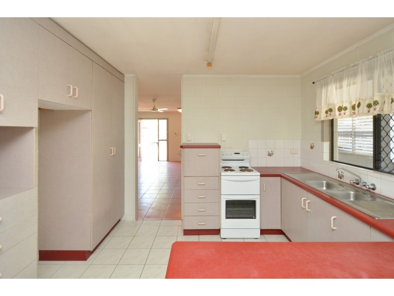 19 Alpha Street, Kirwan QLD 4817