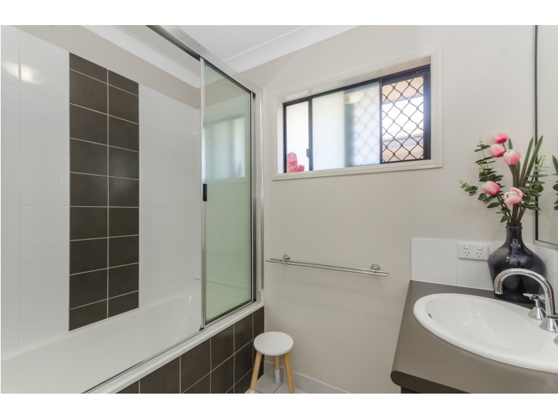 18 Apollonia Street, Burdell QLD 4818