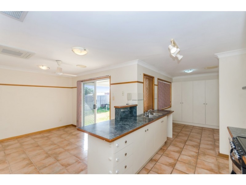 1 Seldon  Place, Kirwan QLD 4817