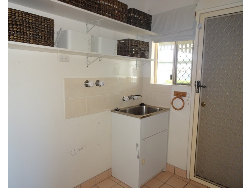 1 Raven Court, Kelso QLD 4815