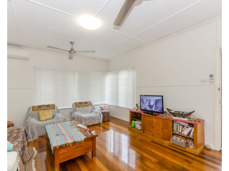 61 Armstrong Street, Hermit Park QLD 4812