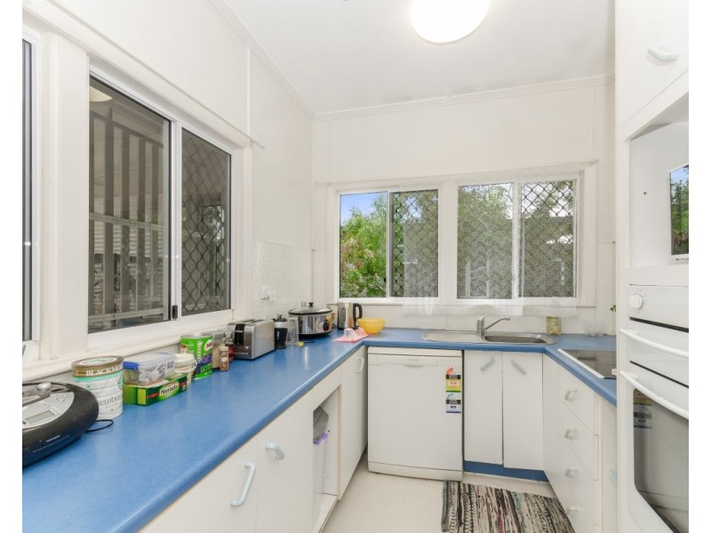 61 Armstrong Street, Hermit Park QLD 4812