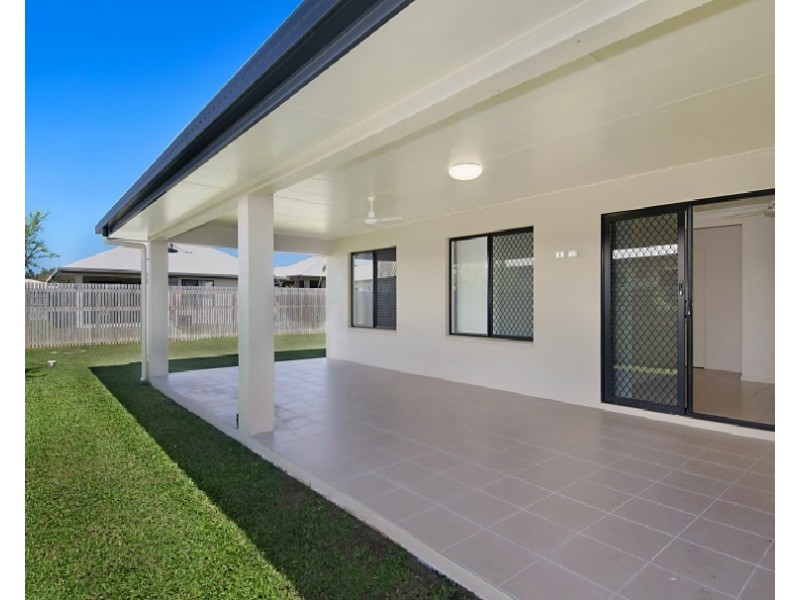 29 Currawinya Court, Bushland Beach QLD 4818