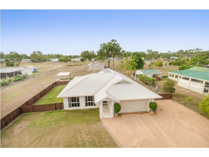 10 Loriston Road, Mount Low QLD 4818