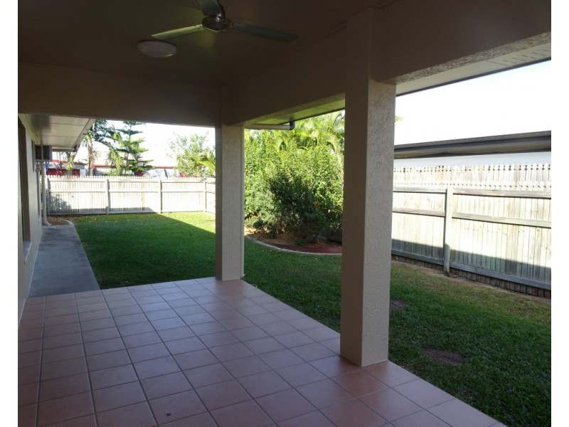 27  Aird Ave, Kirwan QLD 4817