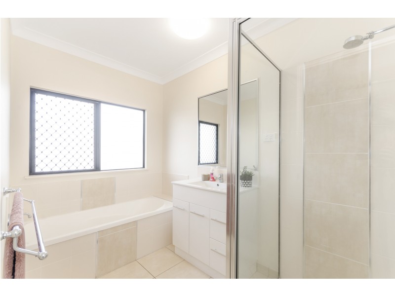 87A  Daintree Drive, Bushland Beach QLD 4818